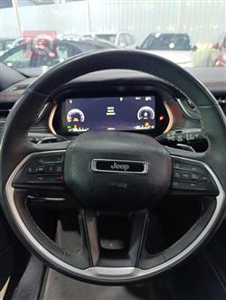 جیپ L گراند شیرۆکی